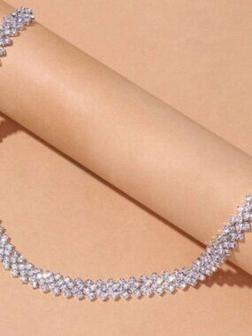 Silver Radiant Elegance Necklace